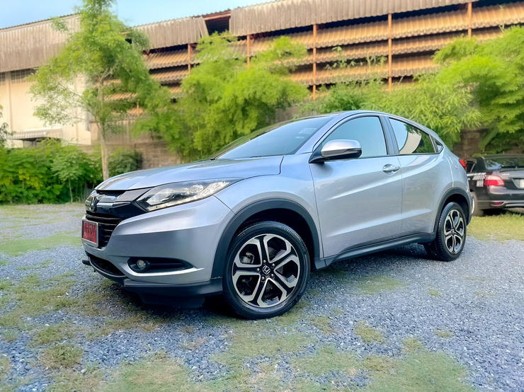 รถบ้าน รถมือสอง Honda HR-V 1.8 i-VTEC รุ่น E  ปี 2018 โดย หญิงรถบ้าน รถมือสองขอนแก่น ราคาถูก ผ่อนสบาย