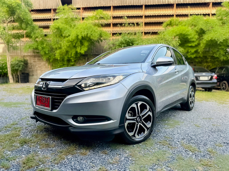 รถบ้าน รถมือสอง Honda HR-V 1.8 i-VTEC รุ่น E  ปี 2018 โดย หญิงรถบ้าน รถมือสองขอนแก่น ราคาถูก ผ่อนสบาย