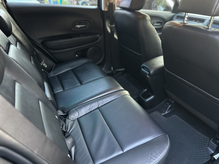 รถบ้าน รถมือสอง Honda HR-V 1.8 i-VTEC รุ่น E  ปี 2018 โดย หญิงรถบ้าน รถมือสองขอนแก่น ราคาถูก ผ่อนสบาย
