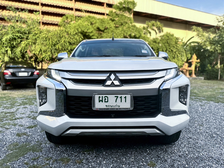 รถบ้าน รถมือสอง Mitsubishi Triton Mega Cab Plus 2.4 รุ่น GLS เกียร์ MT 2WD ปี 2018 โดย หญิงรถบ้าน รถมือสองขอนแก่น ราคาถูก ผ่อนสบาย