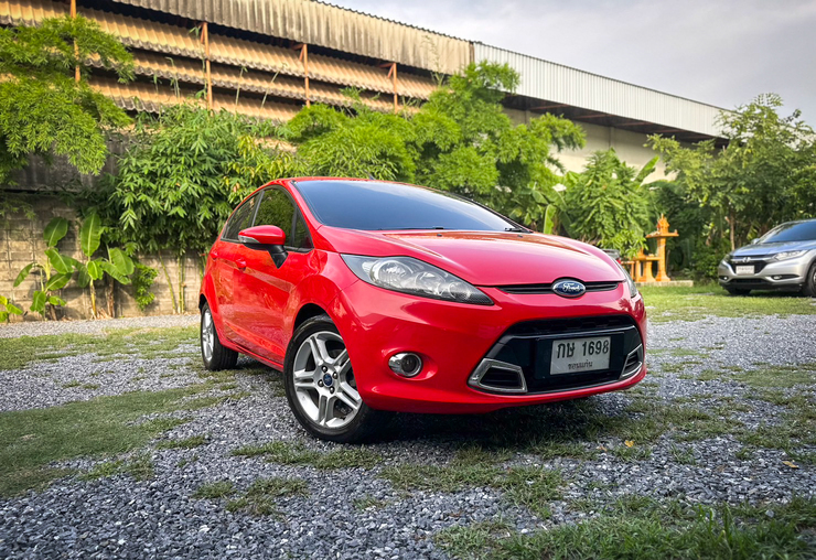 รถบ้าน รถมือสอง Ford Fiesta 1.5 S Sport เกียร์ Auto ปี 2013 โดย หญิงรถบ้าน รถมือสองขอนแก่น ราคาถูก ผ่อนสบาย