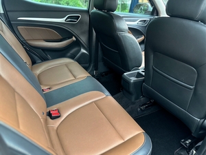 รถบ้าน รถมือสอง MG ZS 1.5 รุ่น D เกียร์ Auto ปี 2019 โดย หญิงรถบ้าน รถมือสองขอนแก่น ราคาถูก ผ่อนสบาย