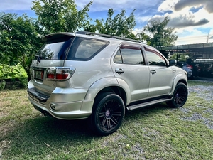 รถบ้าน รถมือสอง Toyota Fortuner 3.0 V เกียร์ Auto 4WD ปี 2010 โดย หญิงรถบ้าน รถมือสองขอนแก่น ราคาถูก ผ่อนสบาย