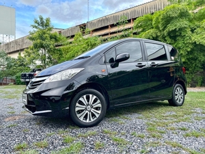 รถบ้าน รถมือสอง Honda Freed 1.5 i-VTEC รุ่น SE เกียร์ Auto ปี 2556 โดย หญิงรถบ้าน รถมือสองขอนแก่น ราคาถูก ผ่อนสบาย