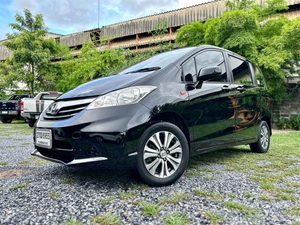 รถบ้าน รถมือสอง Honda Freed 1.5 i-VTEC รุ่น SE เกียร์ Auto ปี 2556 โดย หญิงรถบ้าน รถมือสองขอนแก่น ราคาถูก ผ่อนสบาย