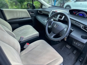 รถบ้าน รถมือสอง Honda Freed 1.5 i-VTEC รุ่น SE เกียร์ Auto ปี 2556 โดย หญิงรถบ้าน รถมือสองขอนแก่น ราคาถูก ผ่อนสบาย