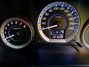 รถบ้าน รถมือสอง Honda City 1.5 i-VTEC รุ่น V เกียร์ Auto ปี 2013 โดย หญิงรถบ้าน รถมือสองขอนแก่น ราคาถูก ผ่อนสบาย