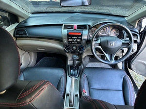 รถบ้าน รถมือสอง Honda City 1.5 i-VTEC รุ่น V เกียร์ Auto ปี 2013 โดย หญิงรถบ้าน รถมือสองขอนแก่น ราคาถูก ผ่อนสบาย
