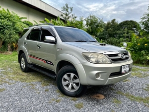 รถบ้าน รถมือสอง Toyota Fortuner 3.0 V เกียร์ Auto 4WD ปี 2007 โดย หญิงรถบ้าน รถมือสองขอนแก่น ราคาถูก ผ่อนสบาย