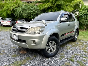 รถบ้าน รถมือสอง Toyota Fortuner 3.0 V เกียร์ Auto 4WD ปี 2007 โดย หญิงรถบ้าน รถมือสองขอนแก่น ราคาถูก ผ่อนสบาย