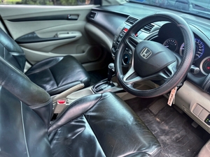 รถบ้าน รถมือสอง Honda City 1.5 i-VTEC รุ่น V CNG เกียร์ Auto ปี 2012 โดย หญิงรถบ้าน รถมือสองขอนแก่น ราคาถูก ผ่อนสบาย