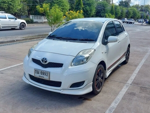 รถบ้าน รถมือสอง Toyota Yaris 1.5 รุ่น E เกียร์ MT ปี 2011 โดย หญิงรถบ้าน รถมือสองขอนแก่น ราคาถูก ผ่อนสบาย