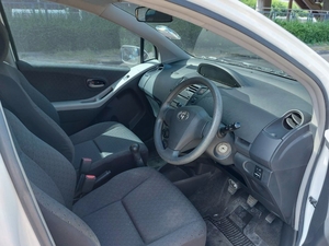 รถบ้าน รถมือสอง Toyota Yaris 1.5 รุ่น E เกียร์ MT ปี 2011 โดย หญิงรถบ้าน รถมือสองขอนแก่น ราคาถูก ผ่อนสบาย