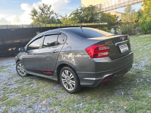 รถบ้าน รถมือสอง Honda City 1.5 i-VTEC รุ่น SV เกียร์ Auto ปี 2013  โดย หญิงรถบ้าน รถมือสองขอนแก่น ราคาถูก ผ่อนสบาย