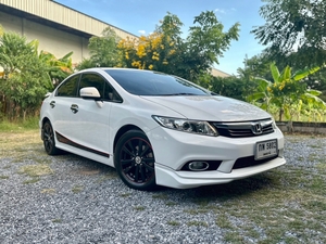 รถบ้าน รถมือสอง Honda Civic 1.8 i-VTEC รุ่น E Navi เกียร์ Auto ปี 2013 โดย หญิงรถบ้าน รถมือสองขอนแก่น ราคาถูก ผ่อนสบาย