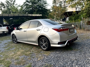 รถบ้าน รถมือสอง Toyota Corolla Altis 1.6 รุ่น G เกียร์ Auto ปี 2017 โดย หญิงรถบ้าน รถมือสองขอนแก่น ราคาถูก ผ่อนสบาย