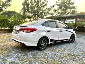 รถบ้าน รถมือสอง Toyota Yaris ATIV 1.2 Sport Premium CVT เกียร์ Auto ปี 2020 โดย หญิงรถบ้าน รถมือสองขอนแก่น ราคาถูก ผ่อนสบาย