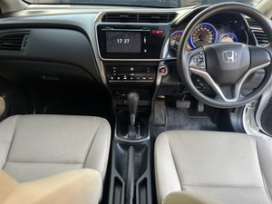 รถบ้าน รถมือสอง Honda City 1.5 i-VTEC รุ่น V Plus เกียร์ Auto ปี 2015  โดย หญิงรถบ้าน รถมือสองขอนแก่น ราคาถูก ผ่อนสบาย
