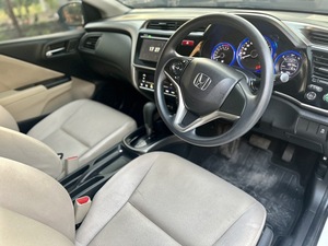 รถบ้าน รถมือสอง Honda City 1.5 i-VTEC รุ่น V Plus เกียร์ Auto ปี 2015  โดย หญิงรถบ้าน รถมือสองขอนแก่น ราคาถูก ผ่อนสบาย