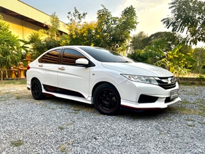 รถบ้าน รถมือสอง Honda City 1.5 i-VTEC รุ่น V Plus เกียร์ Auto ปี 2015  โดย หญิงรถบ้าน รถมือสองขอนแก่น ราคาถูก ผ่อนสบาย