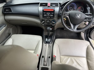 รถบ้าน รถมือสอง Honda City 1.5 i-VTEC รุ่น V เกียร์ Auto ปี 2013 โดย หญิงรถบ้าน รถมือสองขอนแก่น ราคาถูก ผ่อนสบาย