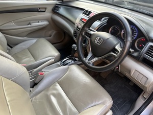 รถบ้าน รถมือสอง Honda City 1.5 i-VTEC รุ่น S เกียร์ Auto ปี 2013 โดย หญิงรถบ้าน รถมือสองขอนแก่น ราคาถูก ผ่อนสบาย