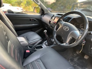 รถบ้าน รถมือสอง Toyota Hilux Vigo Champ Prerunner Smart Cab 2.5 E เกียร์ MT ปี 2014 โดย หญิงรถบ้าน รถมือสองขอนแก่น ราคาถูก ผ่อนสบาย