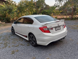 รถบ้าน รถมือสอง Honda Civic 1.8 i-VTEC รุ่น E Modulo เกียร์ Auto ปี 2013 โดย หญิงรถบ้าน รถมือสองขอนแก่น ราคาถูก ผ่อนสบาย