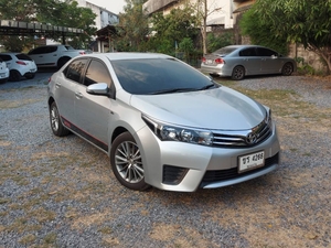 รถบ้าน รถมือสอง Toyota Corolla Altis 1.6 รุ่น G เกียร์ Auto ปี 2015 โดย หญิงรถบ้าน รถมือสองขอนแก่น ราคาถูก ผ่อนสบาย
