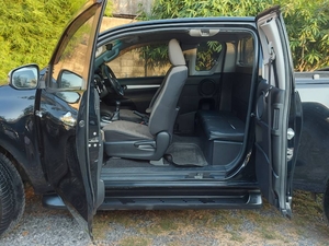 รถบ้าน รถมือสอง Toyota Hilux Revo Prerunner Smart Cab 2.4 G เกียร์ MT ปี 2015 โดย หญิงรถบ้าน รถมือสองขอนแก่น ราคาถูก ผ่อนสบาย