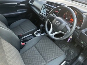 รถบ้าน รถมือสอง Honda Jazz 1.5 i-VTEC รุ่น S เกียร์ Auto ปี 2017 โดย หญิงรถบ้าน รถมือสองขอนแก่น ราคาถูก ผ่อนสบาย