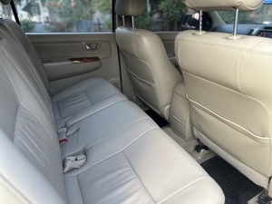 รถบ้าน รถมือสอง Toyota Fortuner 3.0 V เกียร์ Auto 2WD ปี 2010 โดย หญิงรถบ้าน รถมือสองขอนแก่น ราคาถูก ผ่อนสบาย
