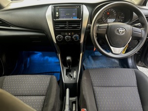 รถบ้าน รถมือสอง Toyota Yaris Ativ 1.2 Sport เกียร์ Auto ปี 2017 โดย หญิงรถบ้าน รถมือสองขอนแก่น ราคาถูก ผ่อนสบาย