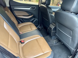 รถบ้าน รถมือสอง MG ZS 1.5 รุ่น X เกียร์ Auto ปี 2019  โดย หญิงรถบ้าน รถมือสองขอนแก่น ราคาถูก ผ่อนสบาย