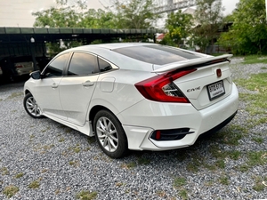 รถบ้าน รถมือสอง Honda Civic 1.8 i-VTEC รุ่น E เกียร์ Auto ปี 2018 โดย หญิงรถบ้าน รถมือสองขอนแก่น ราคาถูก ผ่อนสบาย