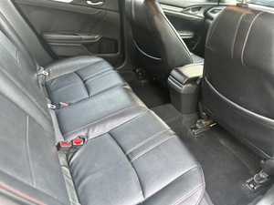 รถบ้าน รถมือสอง Honda Civic 1.8 i-VTEC รุ่น E เกียร์ Auto ปี 2018 โดย หญิงรถบ้าน รถมือสองขอนแก่น ราคาถูก ผ่อนสบาย