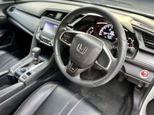 รถบ้าน รถมือสอง Honda Civic 1.8 i-VTEC รุ่น E เกียร์ Auto ปี 2018 โดย หญิงรถบ้าน รถมือสองขอนแก่น ราคาถูก ผ่อนสบาย