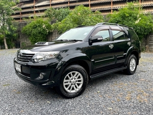 รถบ้าน รถมือสอง Toyota Fortuner 2.5 VN Turbo รุ่น G เกียร์ Auto 2WD ปี 2013 โดย หญิงรถบ้าน รถมือสองขอนแก่น ราคาถูก ผ่อนสบาย