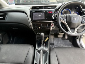 รถบ้าน รถมือสอง Honda City 1.5 i-VTEC รุ่น V Plus เกียร์ Auto ปี 2558 โดย หญิงรถบ้าน รถมือสองขอนแก่น ราคาถูก ผ่อนสบาย