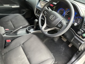 รถบ้าน รถมือสอง Honda City 1.5 i-VTEC รุ่น V Plus เกียร์ Auto ปี 2558 โดย หญิงรถบ้าน รถมือสองขอนแก่น ราคาถูก ผ่อนสบาย