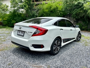 รถบ้าน รถมือสอง Honda Civic 1.8 i-VTEC รุ่น EL เกียร์ Auto ปี 2018 โดย หญิงรถบ้าน รถมือสองขอนแก่น ราคาถูก ผ่อนสบาย