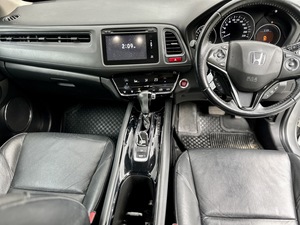 รถบ้าน รถมือสอง Honda HR-V 1.8 รุ่น EL  ปี 2015 โดย หญิงรถบ้าน รถมือสองขอนแก่น ราคาถูก ผ่อนสบาย