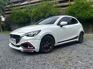 รถบ้าน รถมือสอง Mazda2 Hatchback 1.3 SkyActiv-G High Connect เกียร์ Auto ปี 2017 โดย หญิงรถบ้าน รถมือสองขอนแก่น ราคาถูก ผ่อนสบาย
