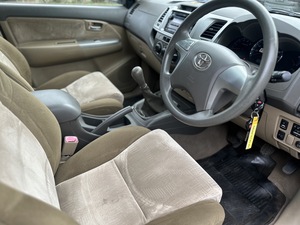 รถบ้าน รถมือสอง Toyota Fortuner 2.5 VN Turbo รุ่น G เกียร์ MT ปี 2012 โดย หญิงรถบ้าน รถมือสองขอนแก่น ราคาถูก ผ่อนสบาย