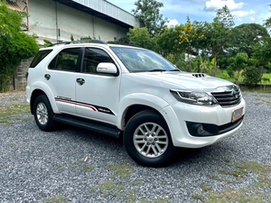รถบ้าน รถมือสอง Toyota Fortuner 2.5 VN Turbo รุ่น G เกียร์ MT ปี 2012 โดย หญิงรถบ้าน รถมือสองขอนแก่น ราคาถูก ผ่อนสบาย