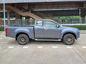 รถบ้าน รถมือสอง ISUZU D-MAX Hi-lander Space Cab 1.9 Z Ddi เกียร์ MT ปี 2016 โดย หญิงรถบ้าน รถมือสองขอนแก่น ราคาถูก ผ่อนสบาย