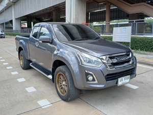รถบ้าน รถมือสอง ISUZU D-MAX Hi-lander Space Cab 1.9 Z Ddi เกียร์ MT ปี 2016 โดย หญิงรถบ้าน รถมือสองขอนแก่น ราคาถูก ผ่อนสบาย