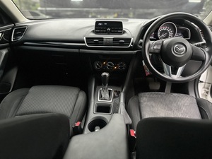 รถบ้าน รถมือสอง Mazda 3 SkyActiv 2.0 E Sport Hatchback เกียร์ Auto ปี 2014 โดย หญิงรถบ้าน รถมือสองขอนแก่น ราคาถูก ผ่อนสบาย