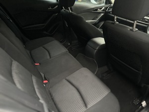 รถบ้าน รถมือสอง Mazda 3 SkyActiv 2.0 E Sport Hatchback เกียร์ Auto ปี 2014 โดย หญิงรถบ้าน รถมือสองขอนแก่น ราคาถูก ผ่อนสบาย
