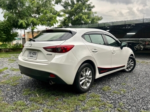 รถบ้าน รถมือสอง Mazda 3 SkyActiv 2.0 E Sport Hatchback เกียร์ Auto ปี 2014 โดย หญิงรถบ้าน รถมือสองขอนแก่น ราคาถูก ผ่อนสบาย